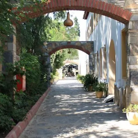 Toloman Bitez Park Hotel 3*