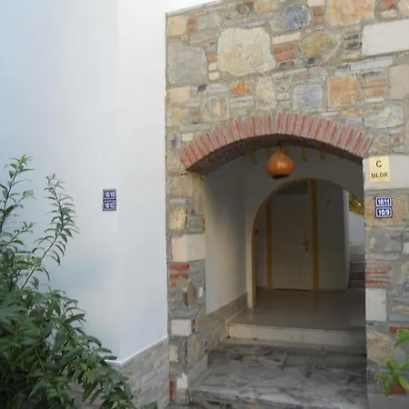 Toloman Bitez Park Отель 3*