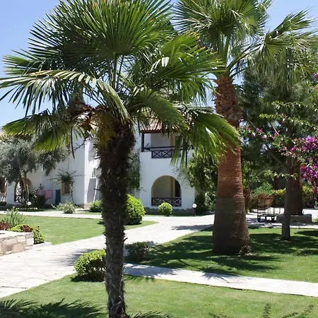 Toloman Bitez Park 3*