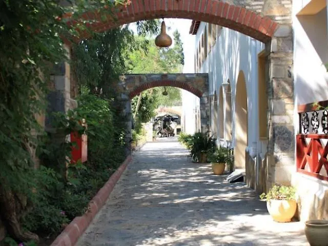 Toloman Bitez Park מלון 3*